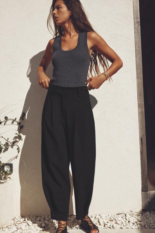 moterys Zara klostuotos siaurėjančios kelnės juodas apranga 4N488874