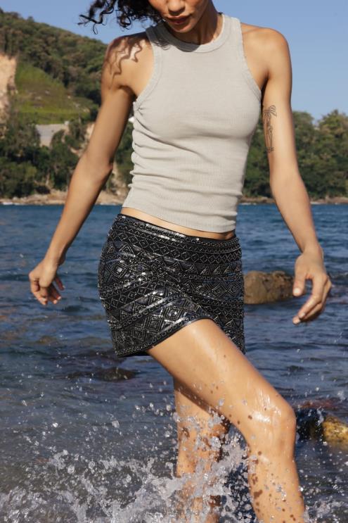 moterys Zara blizgus mini sijonas juodas apranga 4N488725