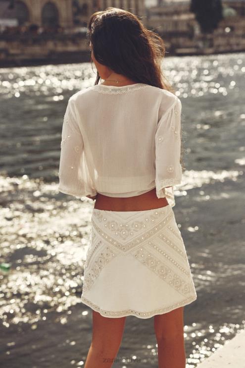 moterys Zara išsiuvinėtas mini sijonas ekru apranga 4N488711