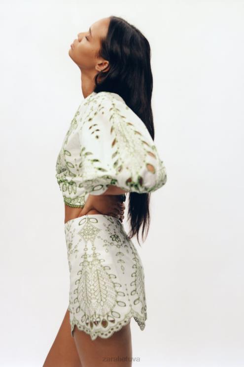 moterys Zara siuvinėti šortai žalia/ekru apranga 4N488576