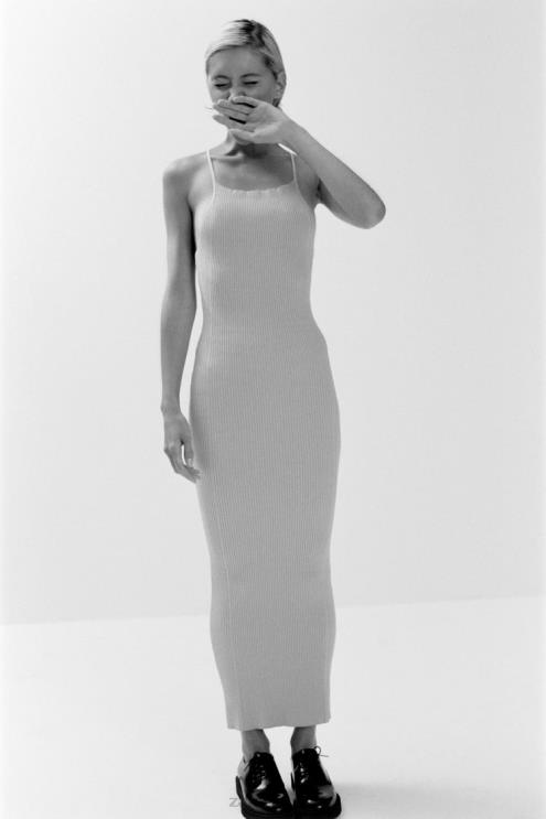 moterys Zara rievėta trikotažinė suknelė smėlio spalvos apranga 4N488229