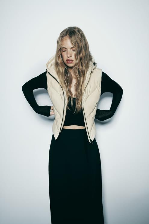 moterys Zara vandeniui atstumianti vėjo apsaugos liemenė juoda balta apranga 4N488199