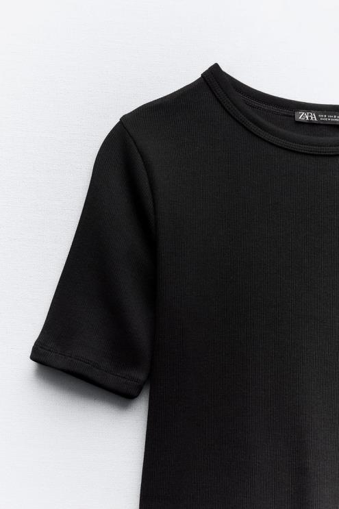 moterys Zara šviesūs marškinėliai su šonkauliu juodas apranga 4N488472