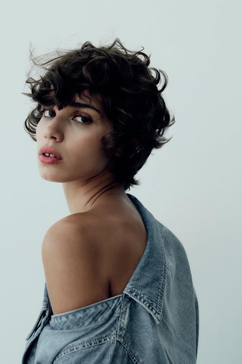 moterys Zara TRF asimetriniai džinsiniai marškinėliai šviesiai mėlynas apranga 4N488287