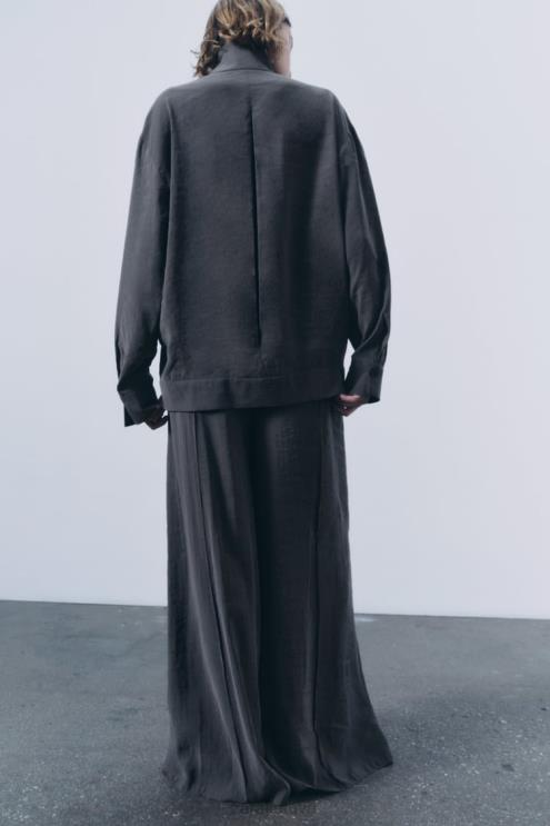 moterys Zara klostuoti viršutiniai marškinėliai pilka apranga 4N488347