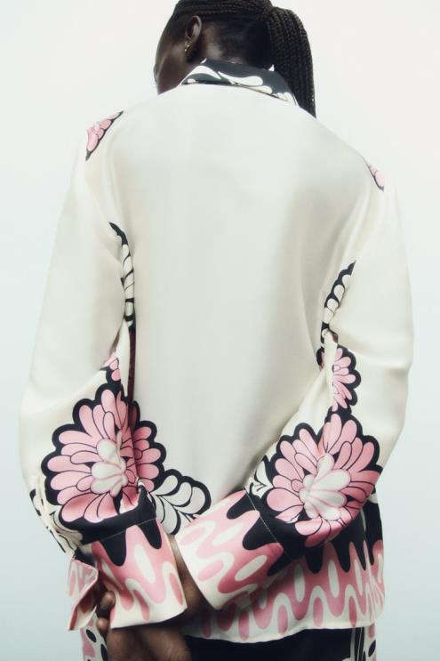 moterys Zara marškinėliai su gėlių raštu ekru/juoda apranga 4N488360