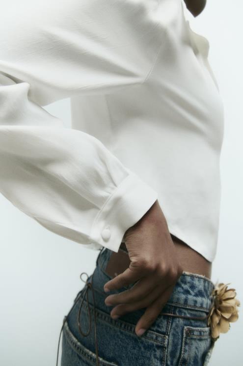 moterys Zara satino efekto trumpinti marškiniai baltas apranga 4N488356