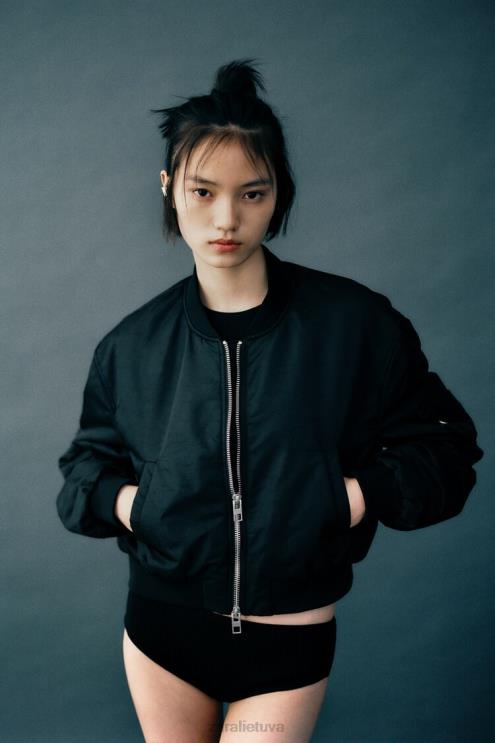 moterys Zara crop nailono bomber striukė juodas apranga 4N48815