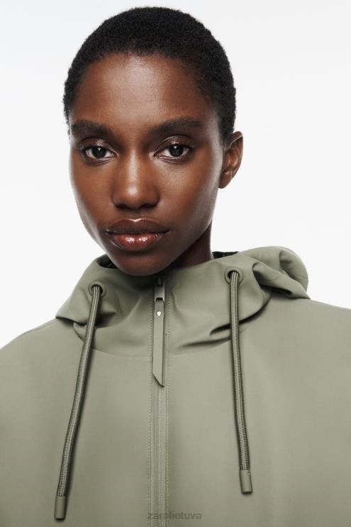 moterys Zara gumuotas lietpaltis su gobtuvu chaki apranga 4N488109