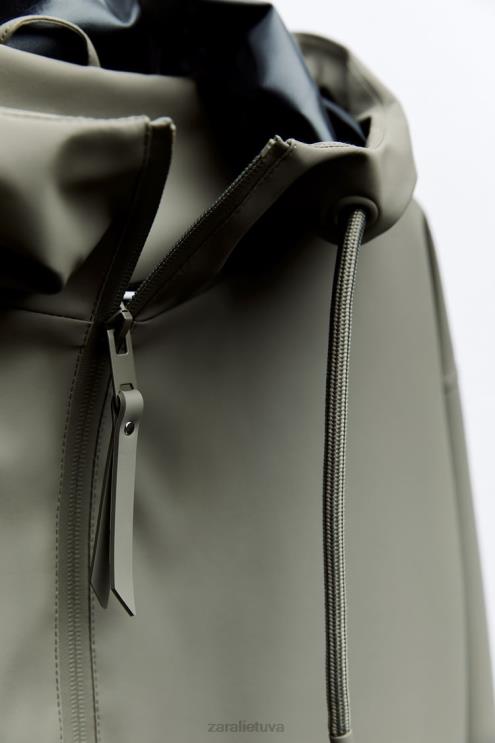 moterys Zara gumuotas lietpaltis su gobtuvu chaki apranga 4N488109