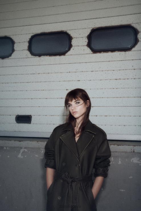 moterys Zara nuliūdęs dirbtinės odos paltas juodas apranga 4N48842