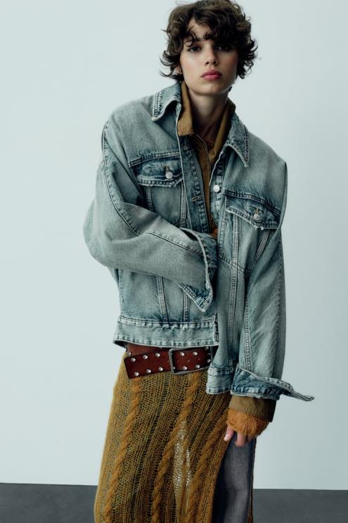 moterys Zara trf oversized džinsinis švarkas šviesiai mėlynas apranga 4N48891