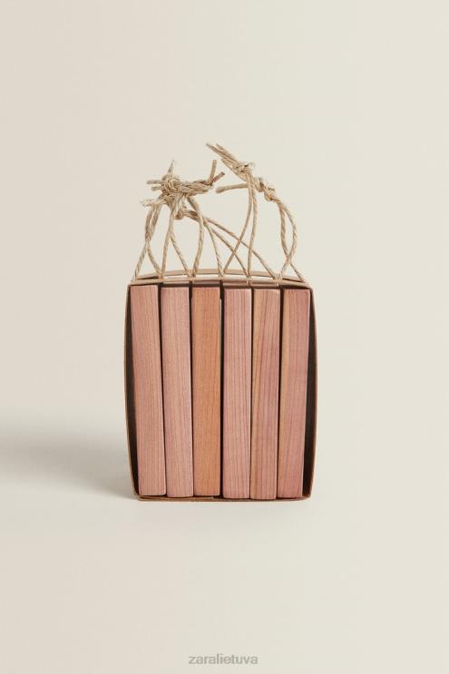 unisex Zara kedro kaladėlės su pakabinimo kilpa (6 vnt.) šviesiai smėlio spalvos priedai 4N4881765