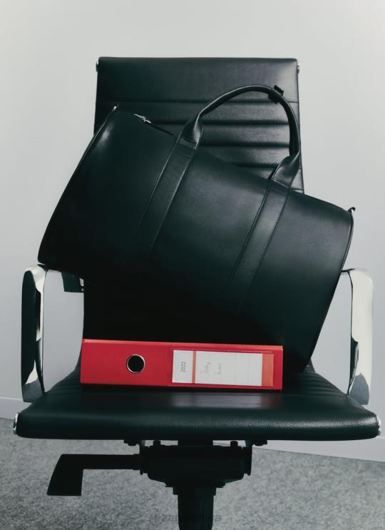 vyrų Zara minkšta odinė rankinė juodas priedai 4N4881349