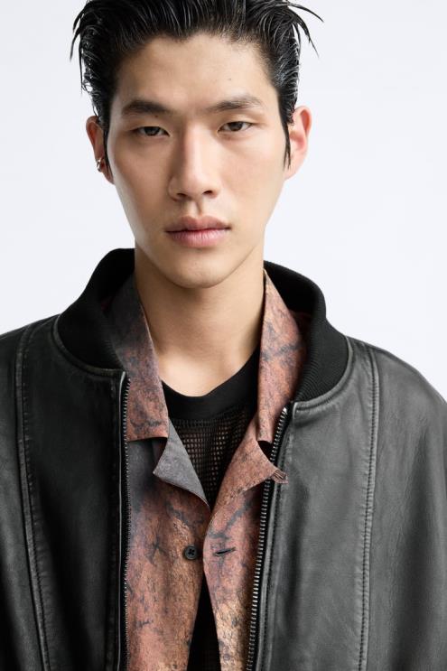 vyrų Zara vintažinė odinė striukė juodas apranga 4N4881114